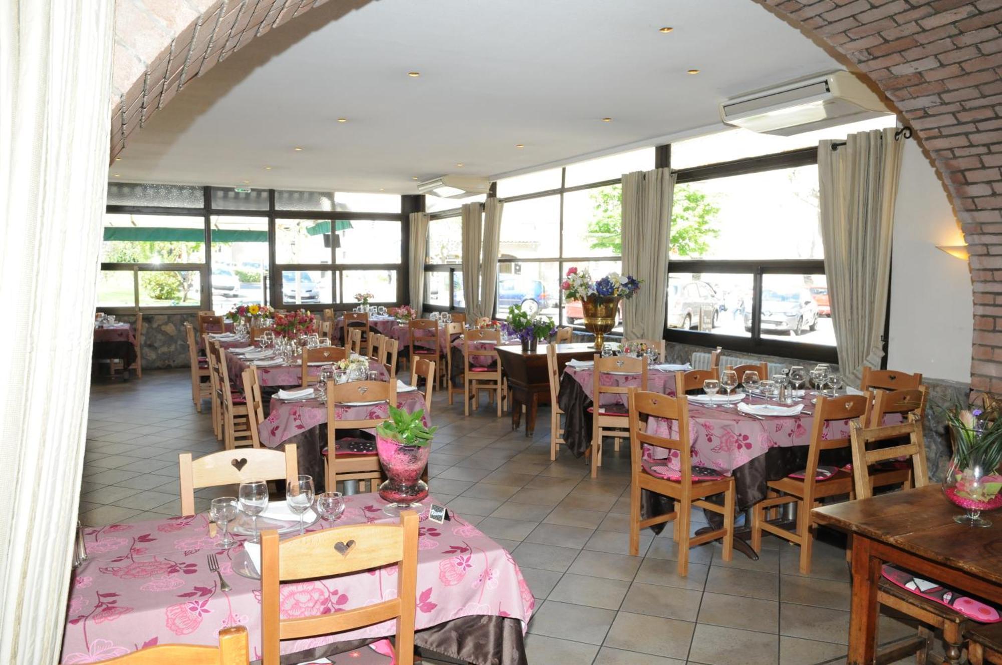 Grand Hotel Du Cours Sisteron Exterior foto